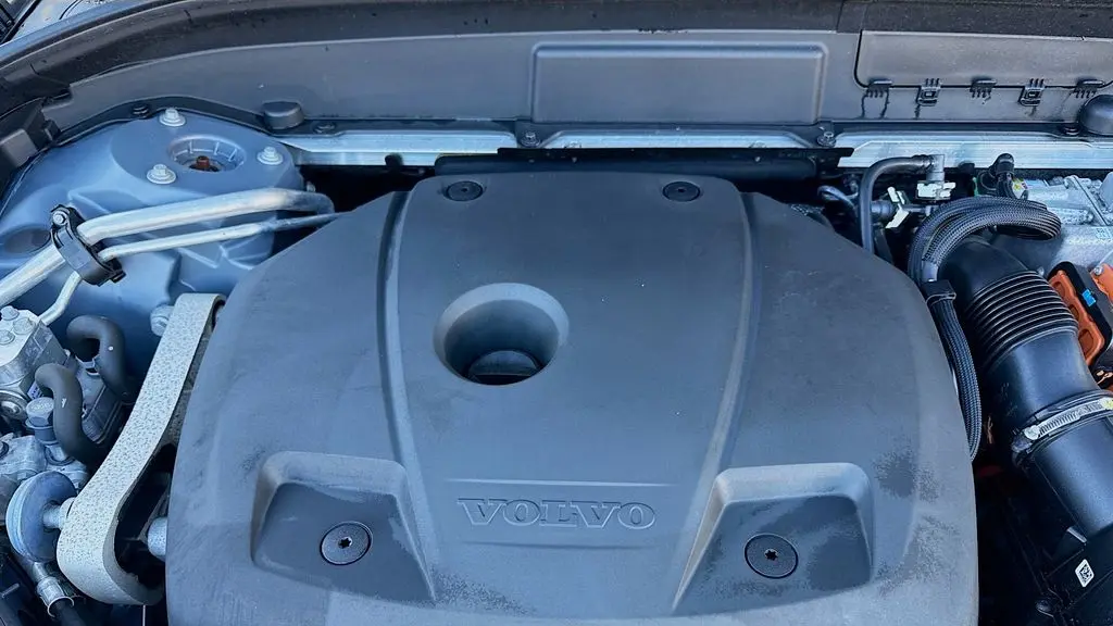2022 Volvo XC60 Recharge T8 Inscription Expression