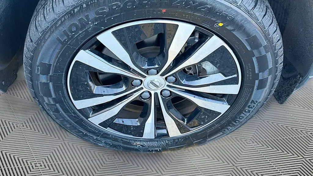 2022 Volvo XC60 Recharge T8 Inscription Expression