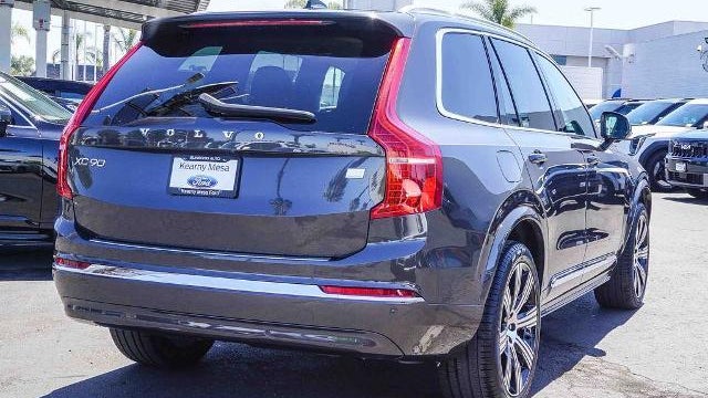 2024 Volvo XC90 Recharge T8 Ultimate Bright Theme 6P