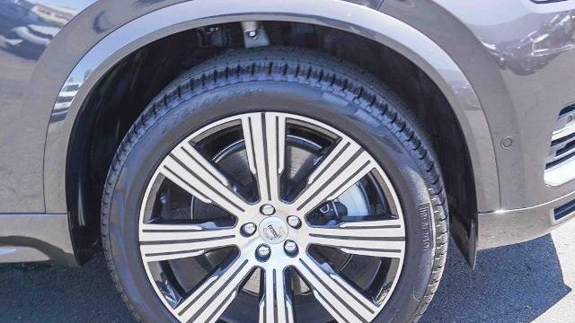 2024 Volvo XC90 Recharge T8 Ultimate Bright Theme 6P
