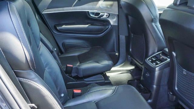 2024 Volvo XC90 Recharge T8 Ultimate Bright Theme 6P