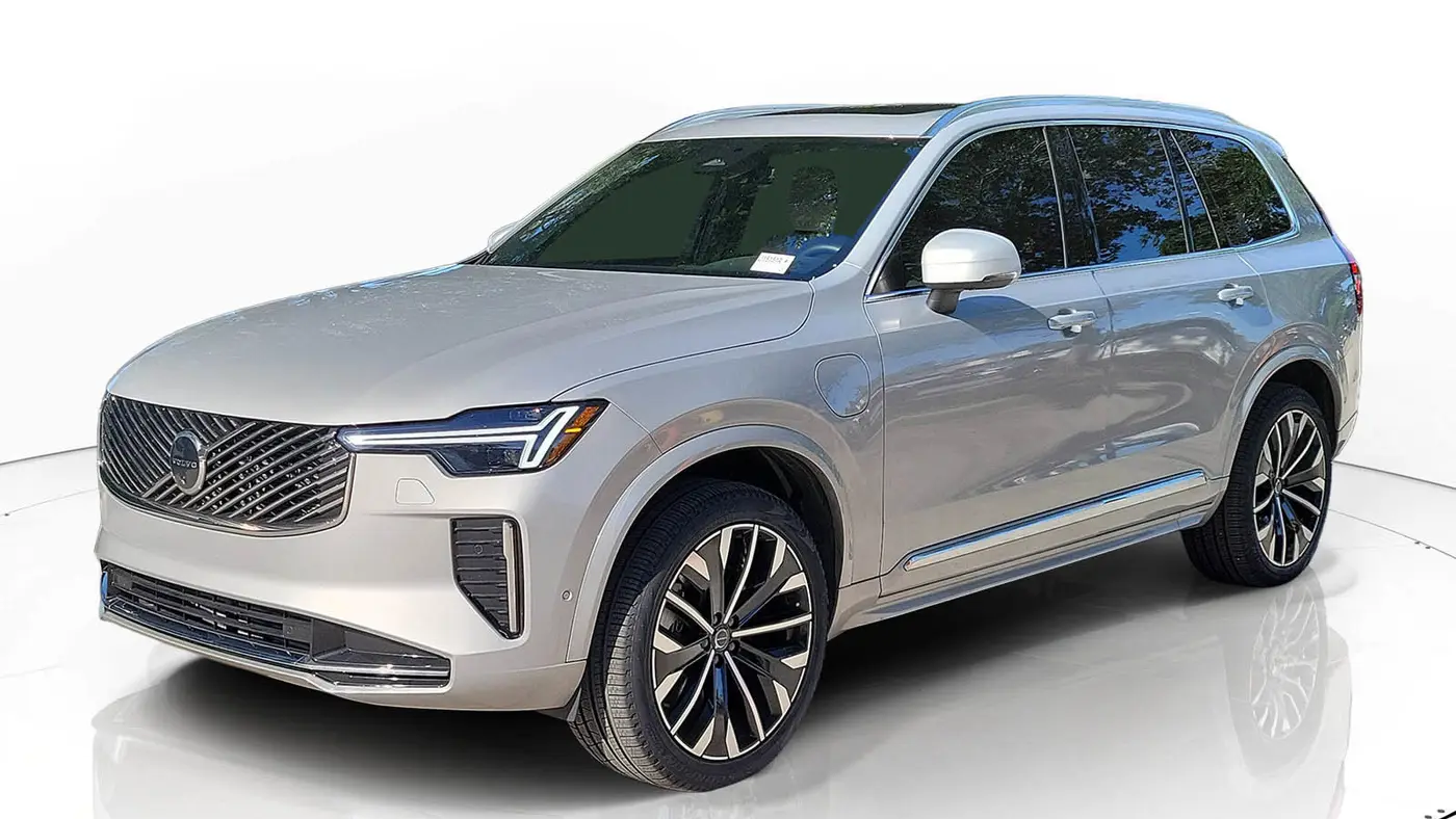 2025 Volvo XC90 T8 Plus Bright Theme 7P