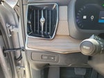 2025 XC90 Thumbnail 21