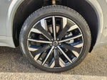 2025 XC90 Thumbnail 19