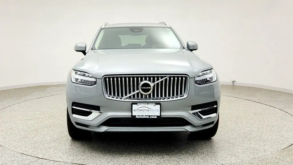 2025 Volvo XC90 T8 Plus Bright Theme 7P