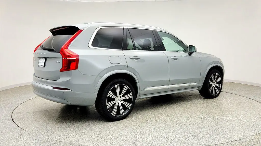 2025 Volvo XC90 T8 Plus Bright Theme 7P