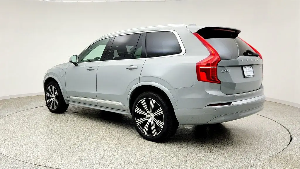 2025 Volvo XC90 T8 Plus Bright Theme 7P