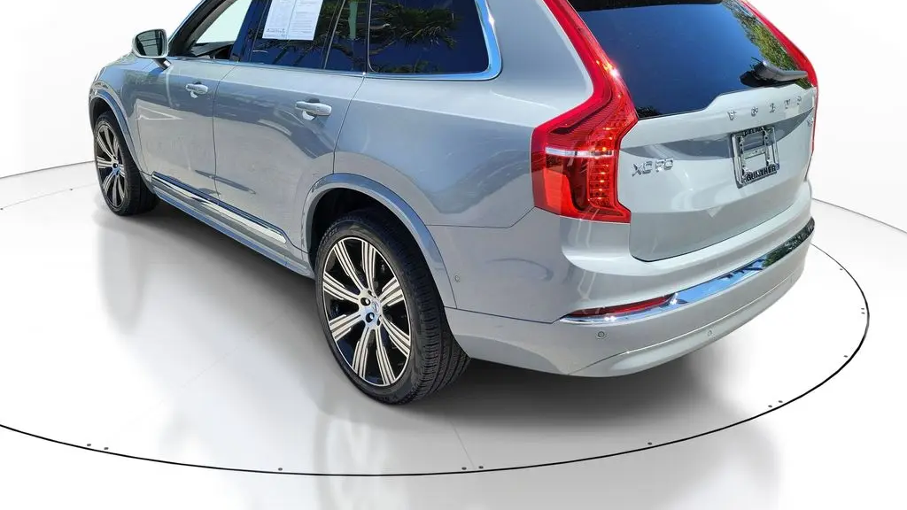 2025 Volvo XC90 T8 Plus Bright Theme 7P