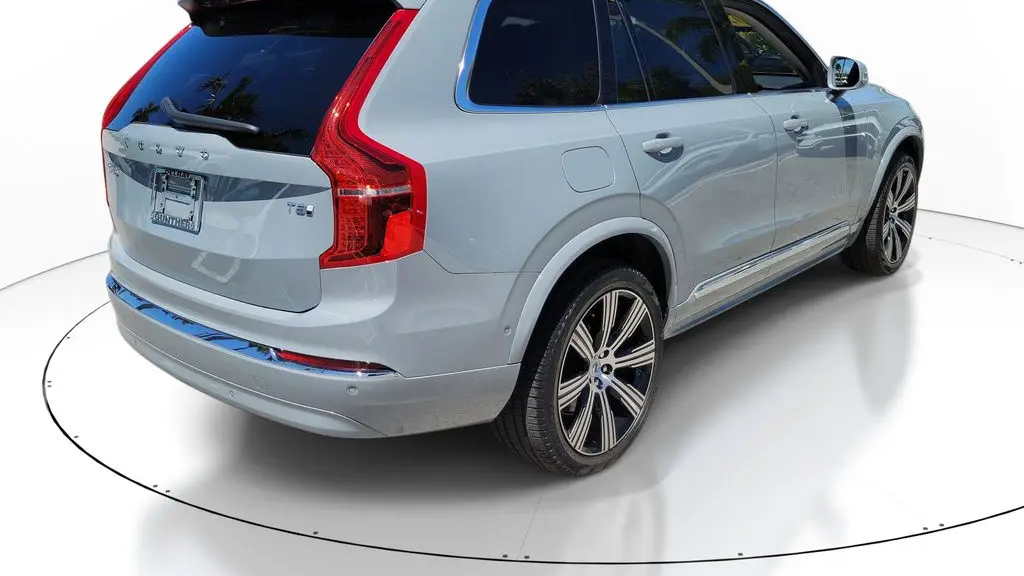 2025 Volvo XC90 T8 Plus Bright Theme 7P