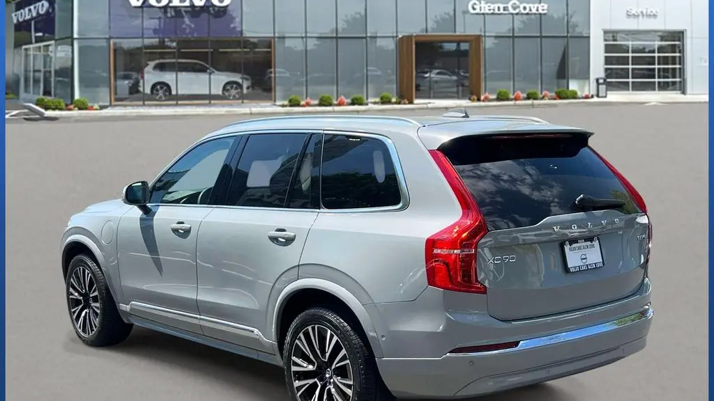 2025 Volvo XC90 T8 Plus Bright Theme 7P