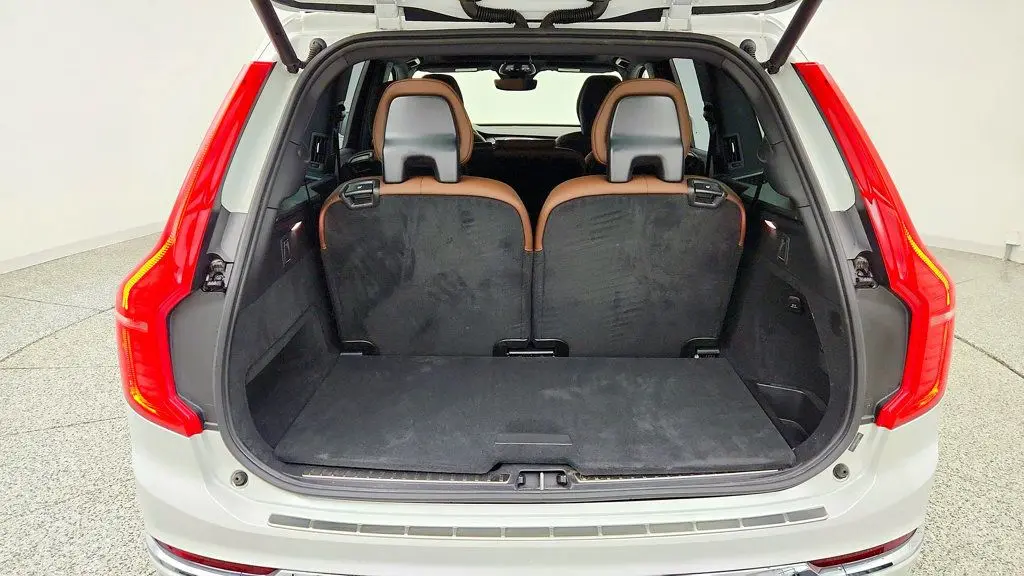 2025 Volvo XC90 - $47,995