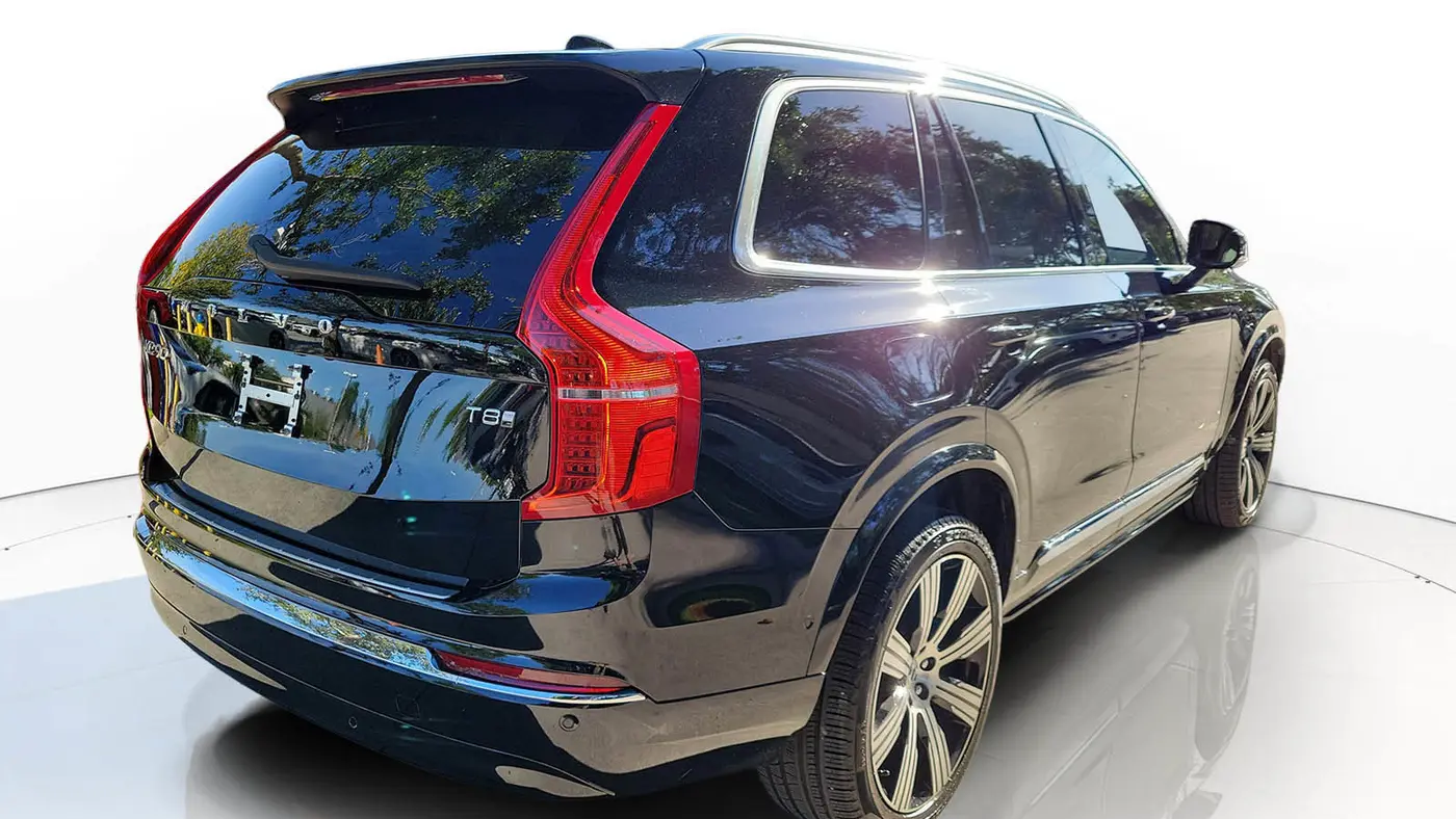 2025 Volvo XC90 T8 Plus Bright Theme 7P
