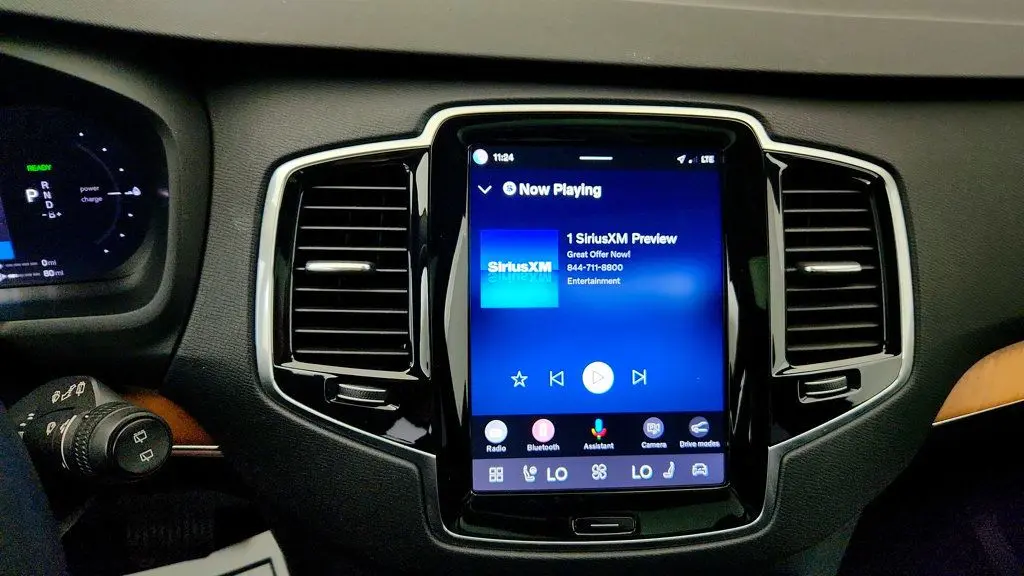2025 Volvo XC90 - $44,995