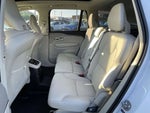 2025 XC90 Thumbnail 4