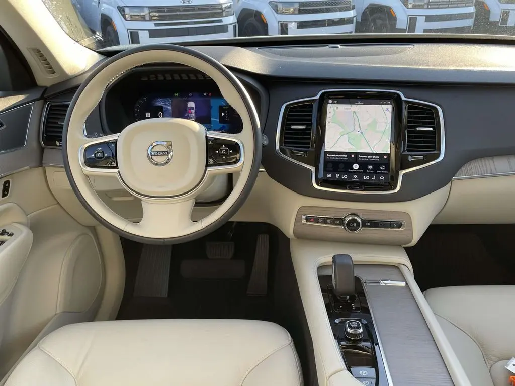 2025 Volvo XC90 - $61,400