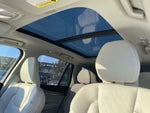 2025 XC90 Thumbnail 10