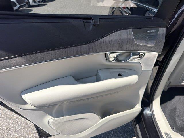 2025 Volvo XC90 - $54,489