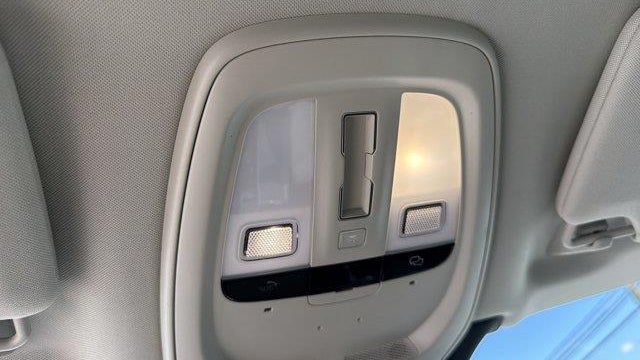 2025 Volvo XC90 T8 Ultra Bright Theme 7P