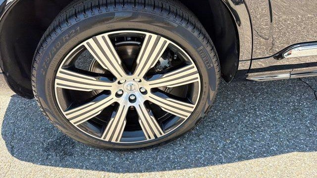 2025 Volvo XC90 T8 Ultra Bright Theme 7P