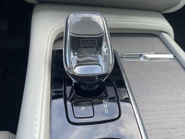 2025 Volvo XC90 - $54,899