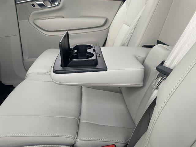 2025 Volvo XC90 - $54,899