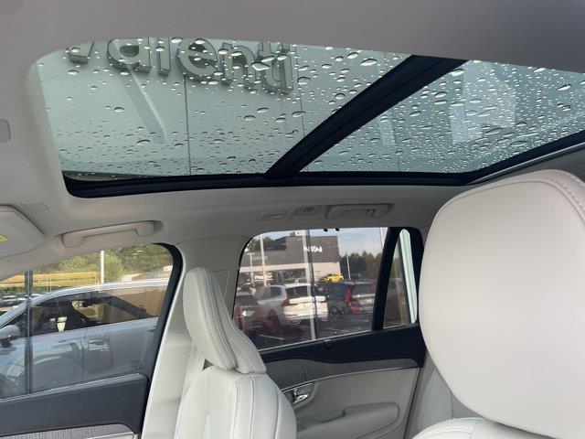2025 Volvo XC90 - $54,899