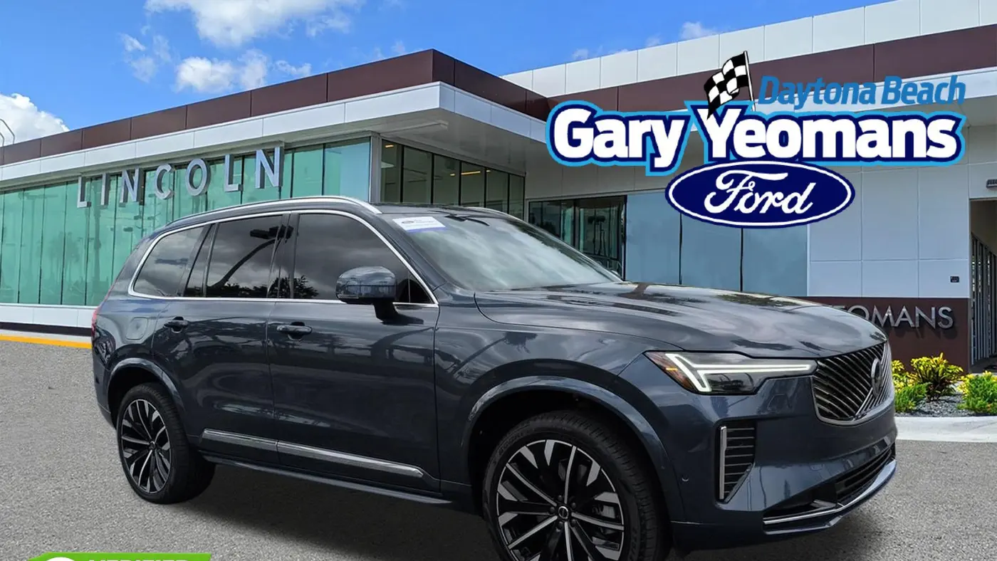 Preowned 2025 Volvo XC90 T8 Ultra Bright Theme 7P for Sale