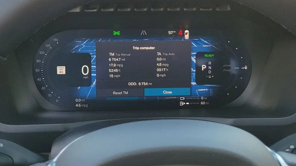 2025 Volvo XC90 T8 Ultra Bright Theme 7P