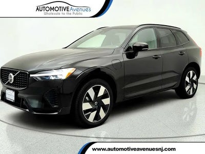 2025 Volvo XC60 Eawd T8 Plus Dark Theme 4DR SUV
