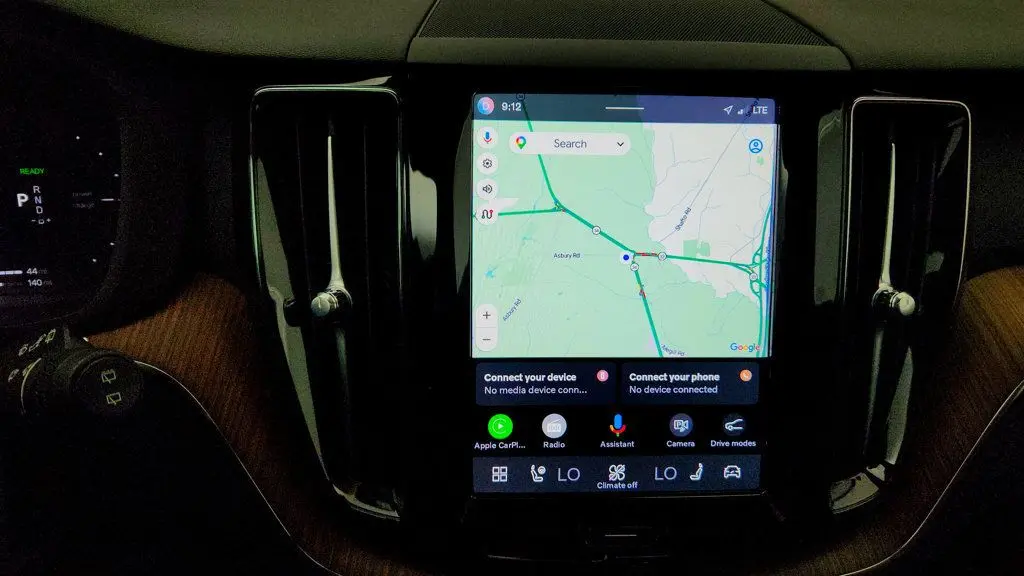 2025 Volvo XC60 T8 Plus Dark Theme