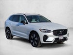 2025 XC60 Thumbnail 3