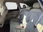 2025 XC60 Thumbnail 19