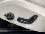 2026 XC60 Thumbnail 7