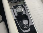 2026 XC60 Thumbnail 21