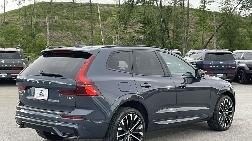2026 Volvo XC60 T8 Ultra