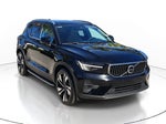 2023 XC40 Thumbnail 1