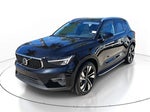 2023 XC40 Thumbnail 2