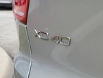 2023 XC40 Thumbnail 4
