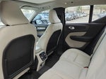 2023 XC40 Thumbnail 10
