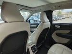 2023 XC40 Thumbnail 11