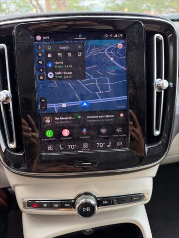 2023 Volvo XC40 - $27,198