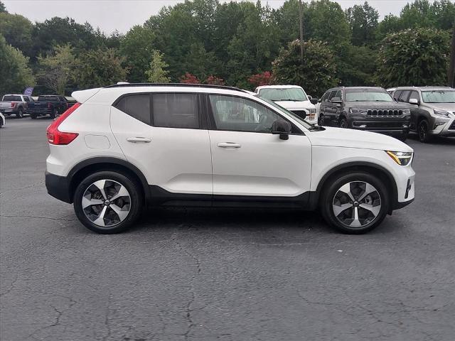 2023 Volvo XC40 - $21,036