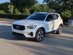 2023 XC40 Thumbnail 8