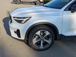 2023 XC40 Thumbnail 11