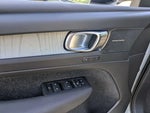 2023 XC40 Thumbnail 16