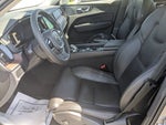 2023 XC60 Thumbnail 13