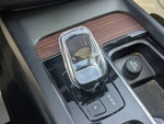 2023 XC60 Thumbnail 27