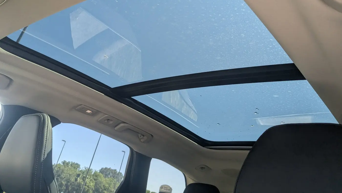 2023 Volvo XC60 B5 Ultimate Bright Theme