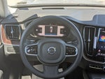 2023 XC60 Thumbnail 34
