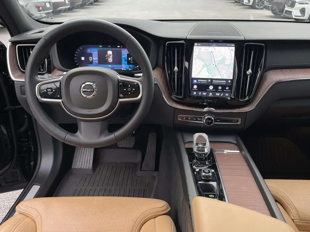 2023 Volvo XC60 - $42,480